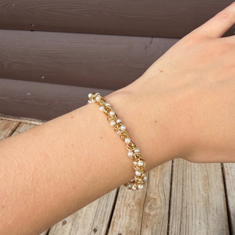 Byzantine Chainmaille Pearl Bracelet Womens 7.25 Inch Gold Tone Elegant Link